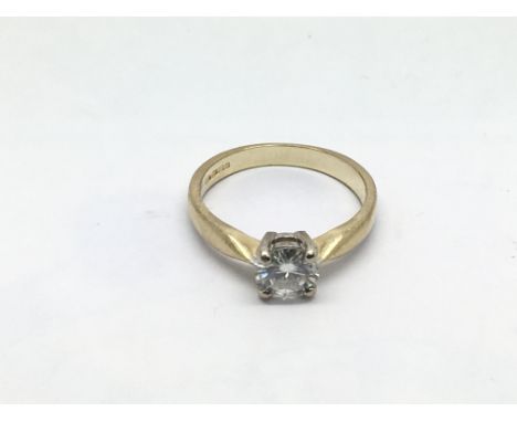 A 9ct gold moissanite ring, approx 2.2g and approx size L.