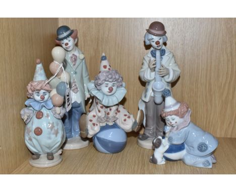 A GROUP OF FIVE LLADRO CLOWNS to include 'Sad Sax' No. 5471, designed by Francisco Catala issued from 1988, Pierrot with Pupp