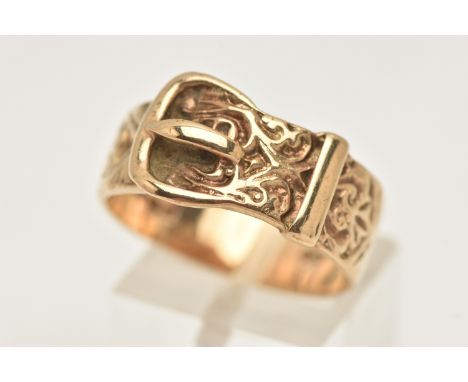 A 9CT BELT BUCKLE RING, wide buckle approximate width 10.7mm, with scrolling pattern and polished band, hallmarked 9ct London