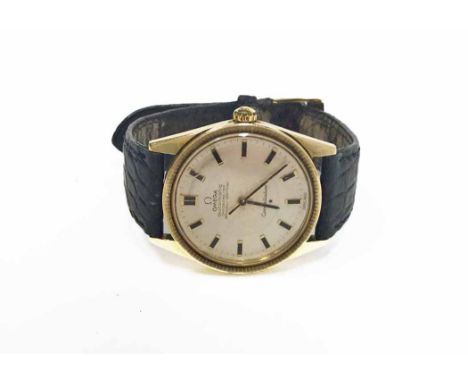 GENTLEMAN'S OMEGA CONSTELLATION CHRONOMETER AUTOMATIC WRIST WATCHthe round dial with baton hour markers, on a leather strap 