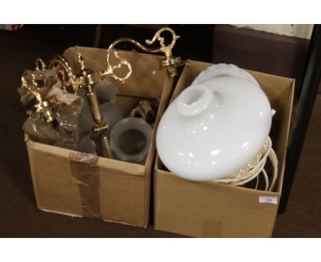 A QUANTITY OF LIGHT FITTINGS