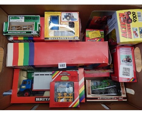 BRITAINS LORRIES & EARLY ACCESSORIES 9526 WHEAT BOX TRACTOR & 9545