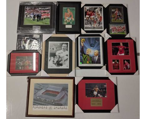 Nine framed displays, one mounted most to include signatures from Manchester United players. Signatures to include: Lee Sharp