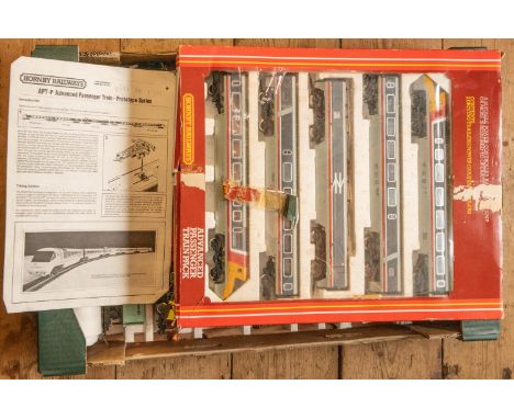 25+ OO gauge railway items by Hornby Railways, etc. Including 5x locomotives; an LMS Coronation Class 7P, Duchess of Sutherla