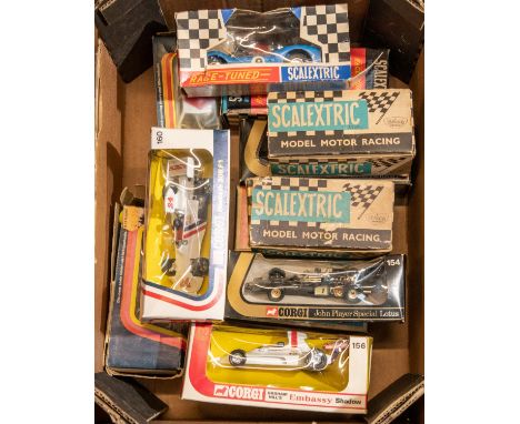 13x vehicles by Scalextric, Corgi and Matchbox. 4x Scalextric; BRM F1 racing car in blue (C172). Lotus F1 in blue (C82). Elec