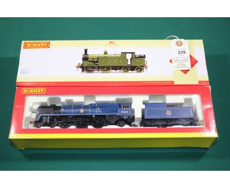2x Hornby OO gauge locomotives. An LSWR Class M7 0-4-4T loco, 252, in light green livery (R2678). A BR Merchant Navy Class 4-