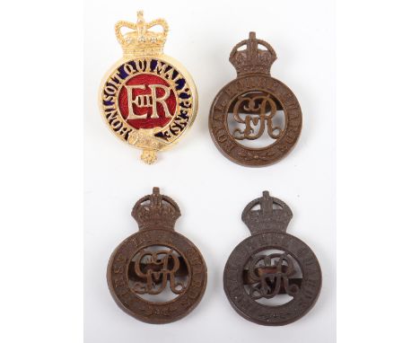 Household Cavalry Officers Cap Badges, bronze George V OSD Royal Horse Guards with blade fittings to the reverse, similar exa