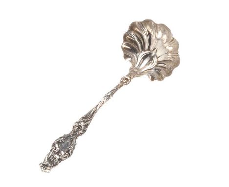 AMERICAN STERLING SILVER SAUCE LADLE WITH AN EMBOSSED FLOWER HANDLE &amp; SCALLOP SHELL BOWLLENGTH 5.5 INCHES X WEIGHT 1 TROY