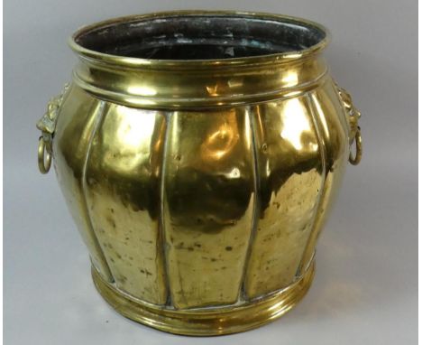 A Late 19th Century/Early 20th Century Brass Coal Bucket with Ribbed Body and Lion Mask Ring Handles, 43cm Diameter and 37cm 