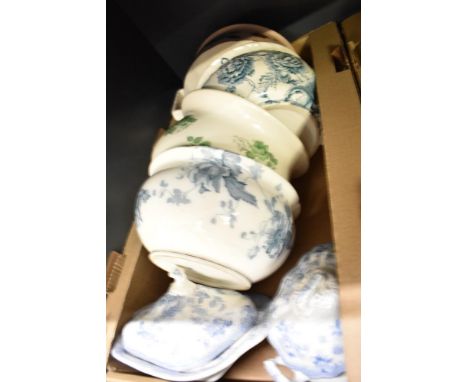 Four assorted vintage chamber pots sold along with a blue and white cheese dome and small tureen