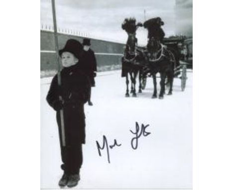 Oliver 8x10 Photo Signed By Mark Lester Who Played The Lead Role In The Classic British Musical Movie Oliver!. Good condition