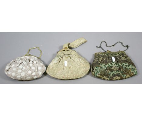 A collection of vintage ladies handbags.