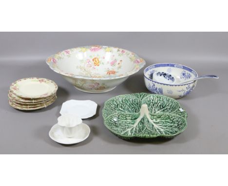 A collection of mixed ceramics to include a Victorian wash bowl, Shelley fine bone china, a blue and white bowl and a Victori