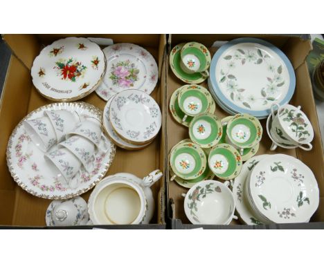 A mixed collection of items to include used Royal Albert Brigadoon teapot, similar dimity rose patterned dinner plates, Royal