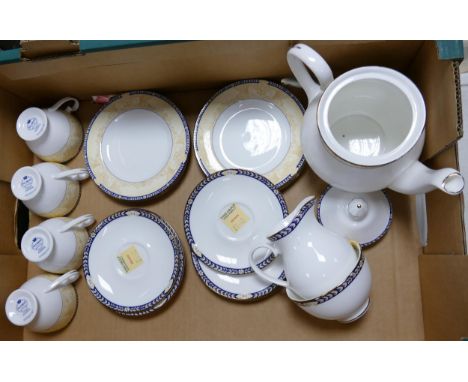 Duchess China Amadeus patterned part tea set, seconds including teapot 