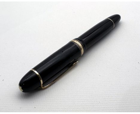 Kolbenfüller Masterpiece, Montblanc. Nr. 149 / F, 585/000 Goldfeder 4810.