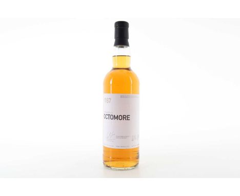 OCTOMORE 2004 FUTURES THE BEAST ISLAY SINGLE MALT  Ditilled: 09/11/2004Bottled: 04/2011Matured in Bourbon casksPeated to 167 