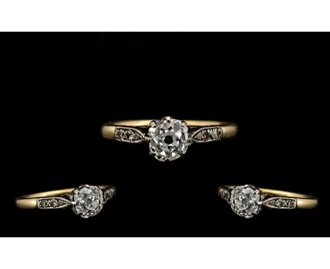 18ct Gold Attractive Single Stone Diamond Set Dress Ring.  The cushion cut Diamond of top colour, estimated G-H, clarity VS1.