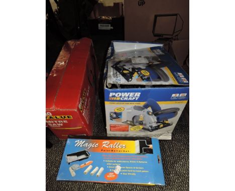 A circular saw, a mitre saw and a roller set.