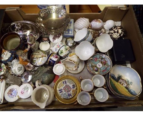 A mixed lot to include European coffee cans and saucers, Royal Commemorative, trinket boxes, sea shells and similar