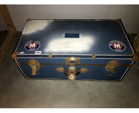 A blue antique travel trunk. Collect only. Size&nbsp;77cm x 40cm x 31cm