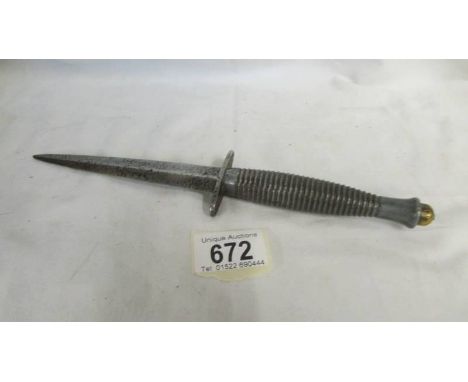 A Commando (Fairbairn Sykes) WW2 dagger.