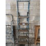 Metal frame steps. No VAT