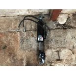 Hydraulic top link