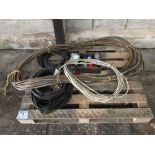 Quantity electric cable and plugs