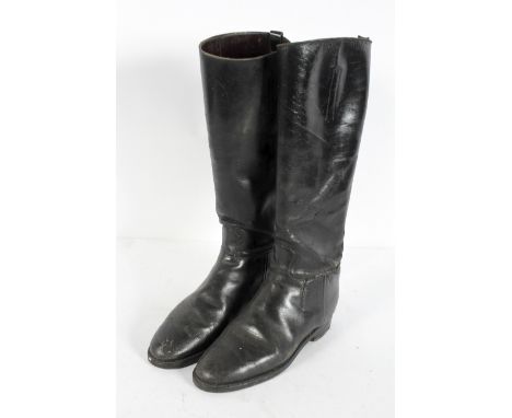 A pair of vintage black leather riding boots, 27 cm long 