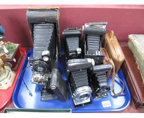 Kodak Autographic Model C, with folding lens, Vest picket hawk eye camera, other camera's:- One Tray