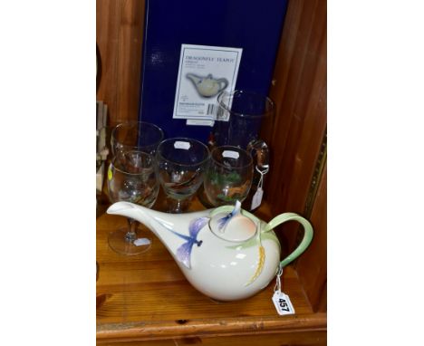 A BOXED FRANZ DRAGONFLY TEAPOT AND A SMALL QUANTITY OF GLASSWARE, the teapot model no FZ00117, the glassware comprising a wat