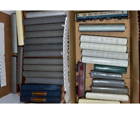 A QUANTITY OF UNBOXED AND ASSORTED 00 GAUGE PASSENGER COACHING STOCK, assorted models, era's  and liveries, to include Tri-an