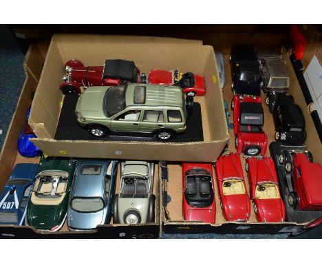 A COLLECTION OF UNBOXED AND ASSORTED MODERN DIECAST VEHICLES, mixture of mainly 1/16, 1/18 and 1/24 scale car models by Burag