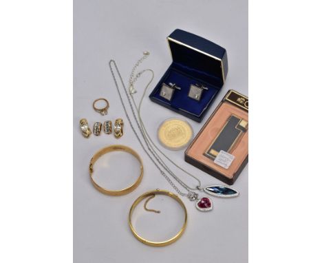 A BAG OF MISCELLANEOUS ITEMS, to include a boxed pair of white metal cufflinks, two white metal pendant necklaces, two pairs 