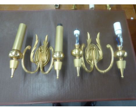 A PAIR OF SCIOLARI, ROMA, ITALIAN GILT BRASS FOLIATE PATTERN TWO LIGHT WALL BRACKETS AND FABRIC SHADES 