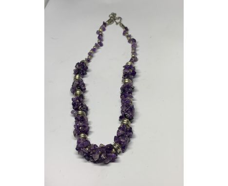 AN AMETHYST NECKLACE 