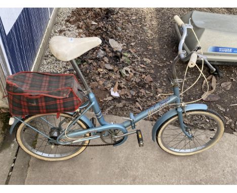 A VINTAGE HERCULES COMPACT FOLDING BIKE 