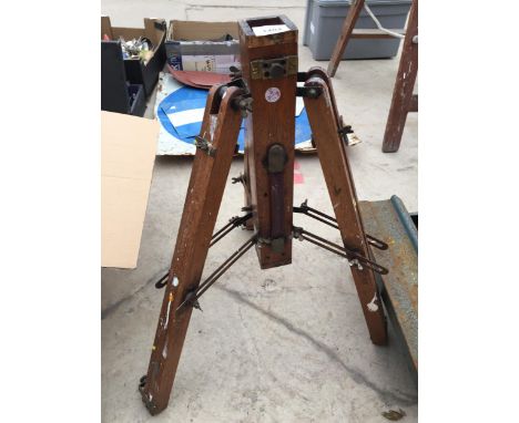 A VINTAGE WOODEN TRIPOD STAND 