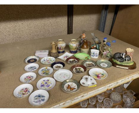 A QUANTITY OF PIN TRAYS TO INCLUDE, ROYAL WORCESTER, FALCONWARE, MINTON, ETC ALSO TO INCLUDE BIRDS AND BADGER ORNAMENTS 