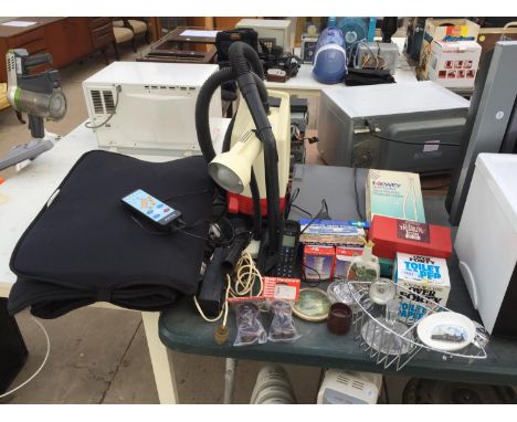AN ASSORTMENT OF ITEMS TO INCLUDE A PHONE, VACUUM CKLEANER AND LAMP ETC 