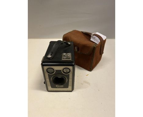 A BOX BROWNIE CAMERA WITH THE ORIGINAL CASE 