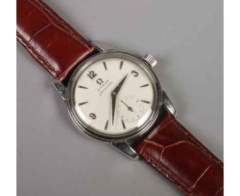 A gents stainless steel Omega Seamaster manual wristwatch. Having baton and Arabic numeral markers and subsidiary seconds.  R