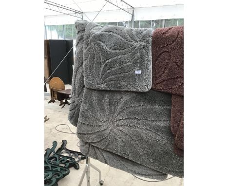 A FOUR PIECE CARAVAN CARPET SET (GREY) 