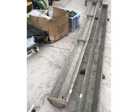 A VINTAGE WOODEN TROUGH 12FT LONG 