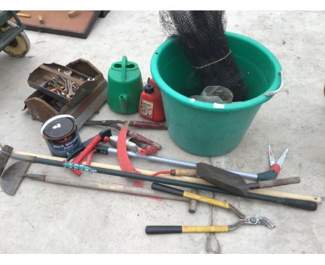 VARIOUS TOOLS AND GARDEN TOOLS TO INCLUDE HOE, SHEARS, LOPPERS, SPANNERS, METAL TOOL BOX, PTROL CAN, LARGE PLASTIC TUB ETC 