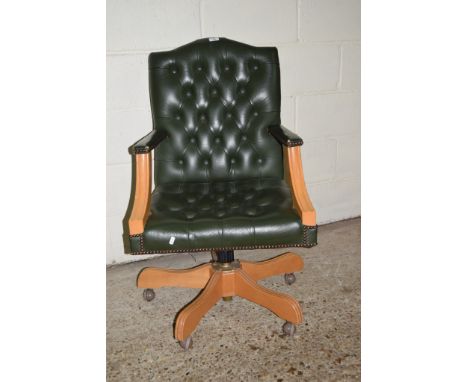 GOOD QUALITY BUTTON BACK LEATHER UPHOLSTERED OFFICE ARMCHAIR, WIDTH APPROX 58CM MAX