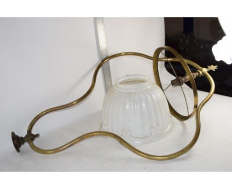 METAL LIGHT FITTING WITH WHITE SHADE