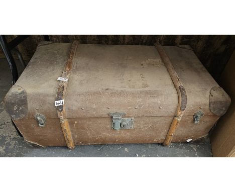 Early 20th century wooden bound and canvas travelling trunk, 83cm wide