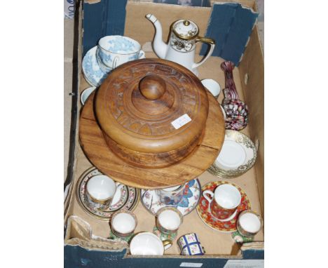 Assorted teawares&nbsp;including a Wedgwood bone china Cleo pattern part coffee service, Canton eggcups, a Noritake part coff